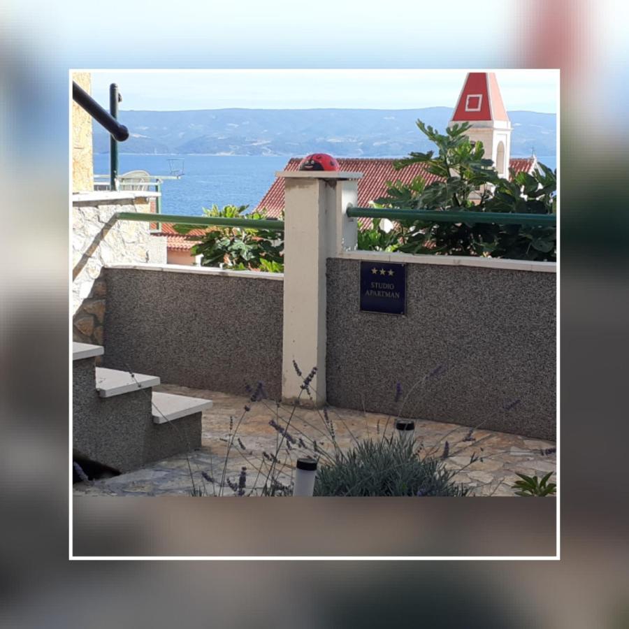 Judita Omiš Esterno foto