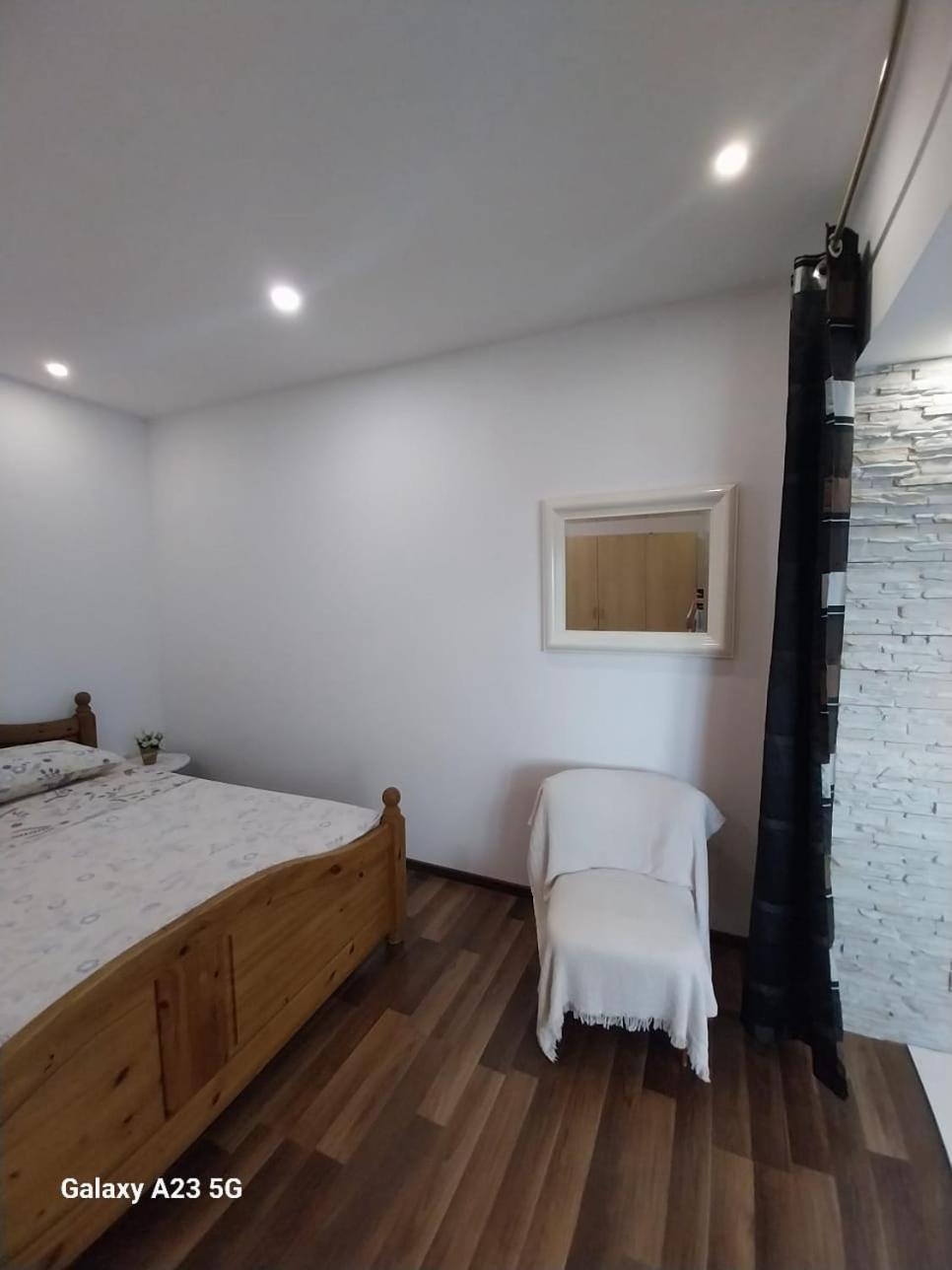 Judita Omiš Esterno foto