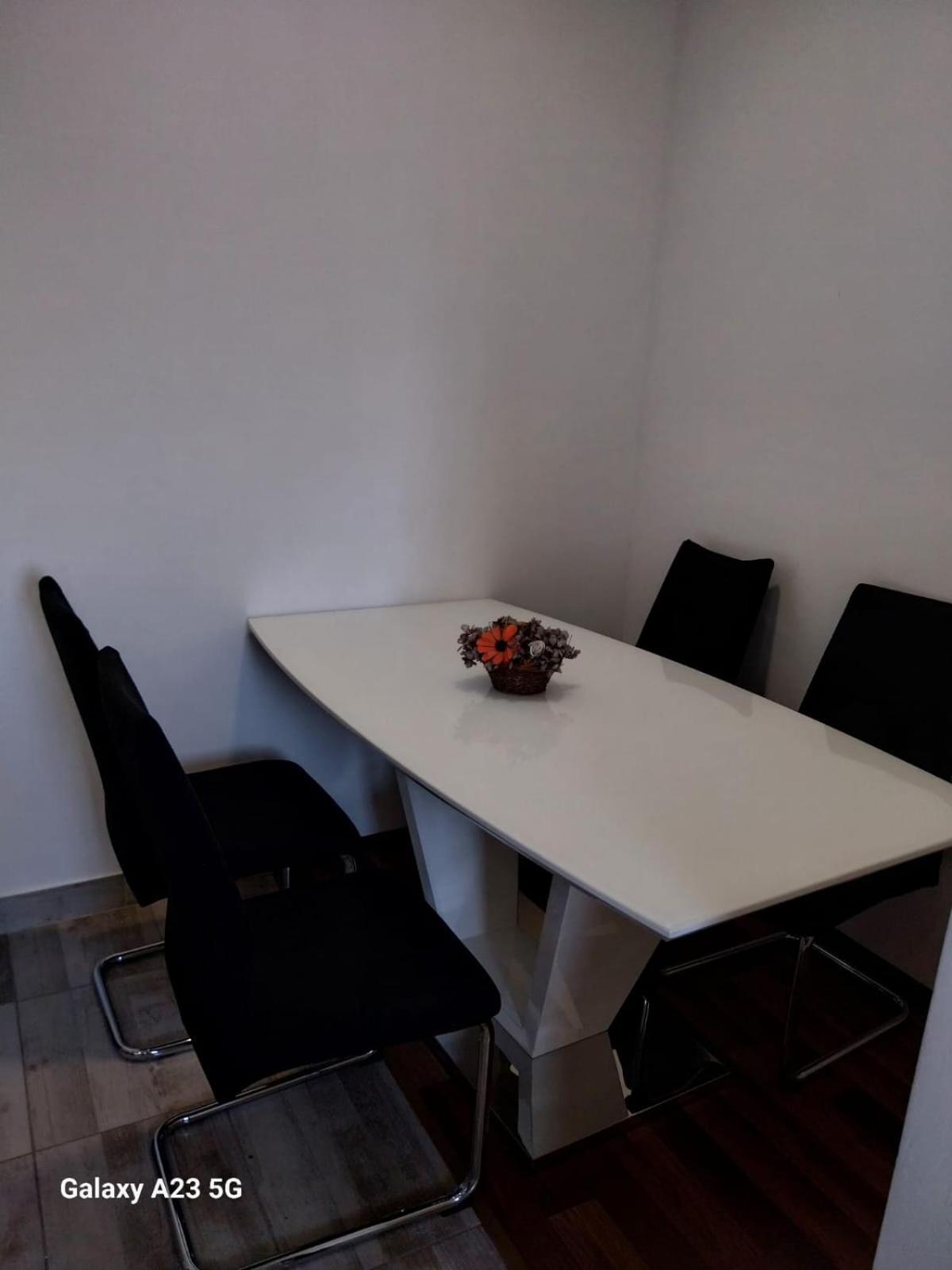Judita Omiš Esterno foto