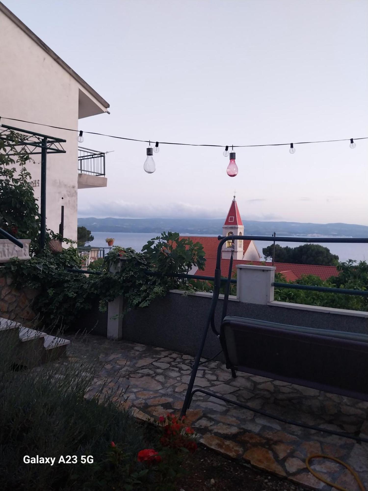 Judita Omiš Esterno foto